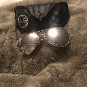Silver mirrored aviator RAYBAN sunglasses